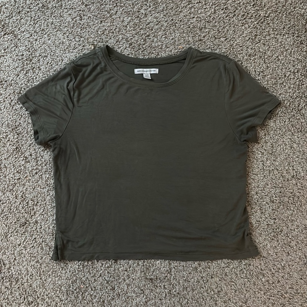 American eagle crop top